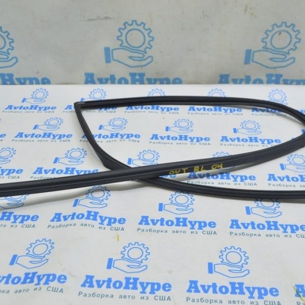 Уплотнитель стекла задний левый Subaru Outback 15-19 63527AL05B 63527AL05B