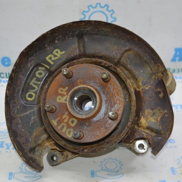 Цапфа со ступицей зад прав Subaru Outback 15-19 (04) 28473XC00A