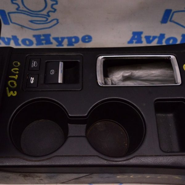 Кнопка ручного тормоза Subaru Outback 15-19 черн (03) 83321AL000