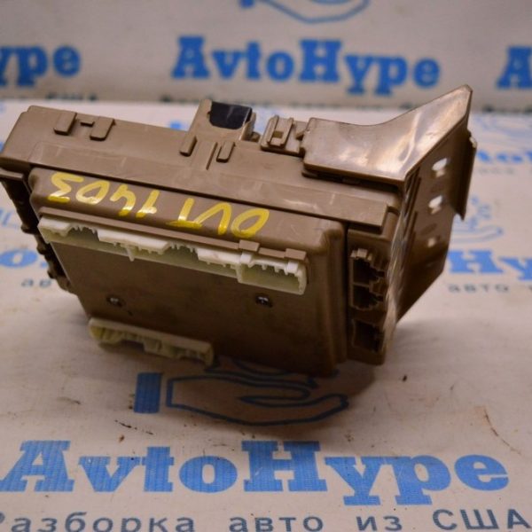 Блок предохранителей подторпедный Subaru Outback 15-19 (03) 82201AL01A