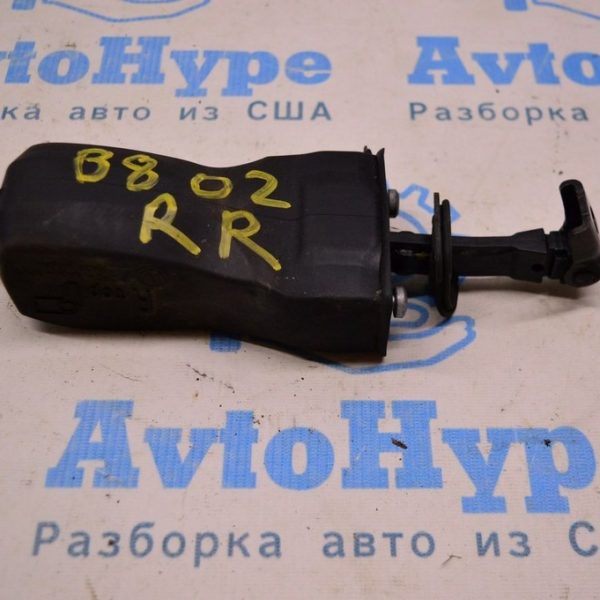 Ограничитель двери зад прав VW Passat b8 USA 5K0837767