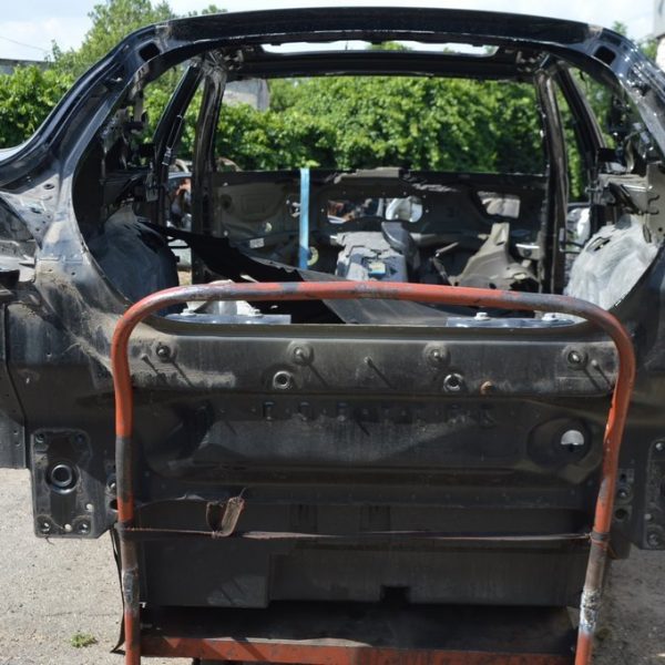 Задняя панель Porsche Panamera 10-16 черный 041 (01) 97050197302GRV