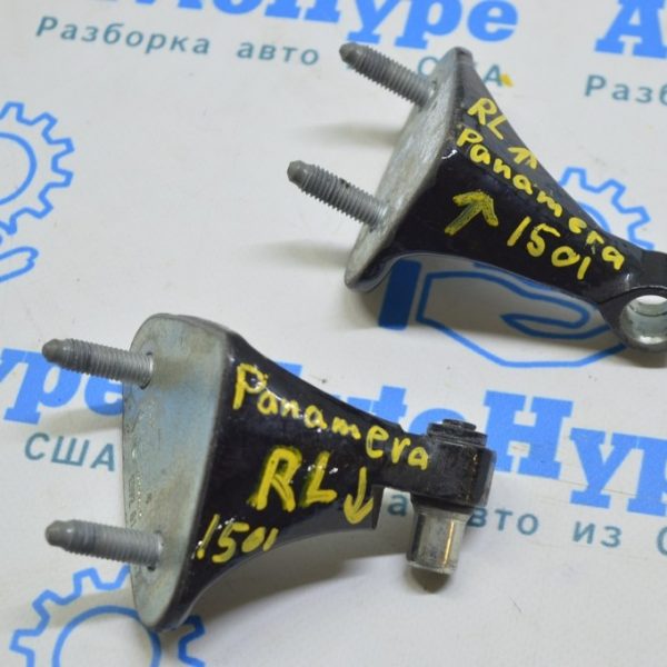 Петля двери нижняя задняя левая Porsche Panamera 10-16 на кузове 97053161900