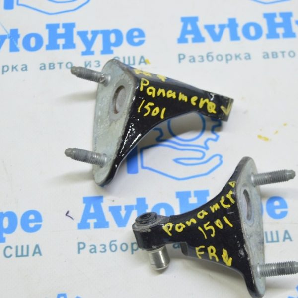 Петля двери верхняя перед прав Porsche Panamera 10-16 на кузове 97053163201