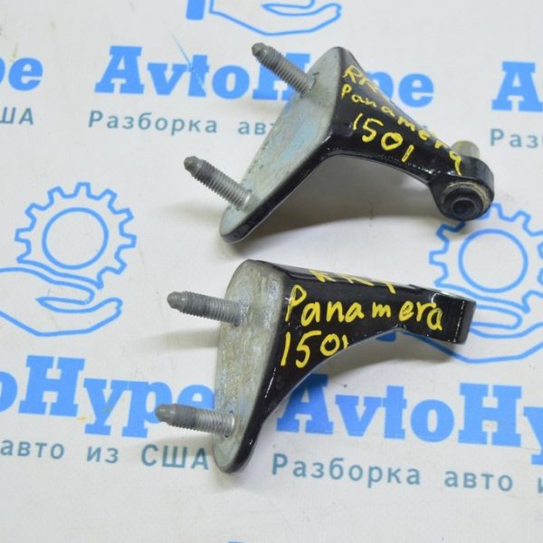 Петля двери нижняя перед прав Porsche Panamera 10-16 на кузове 97053163001