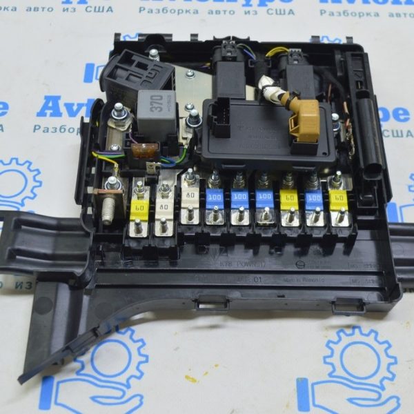 Распределитель АКБ Porsche Panamera 10-16 с пиропатроном (01) без крышки 97061030301