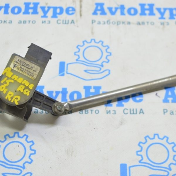 Датчик наклона кузова задний правый Porsche Panamera 10-16 с тяжкой (01) 97033302204