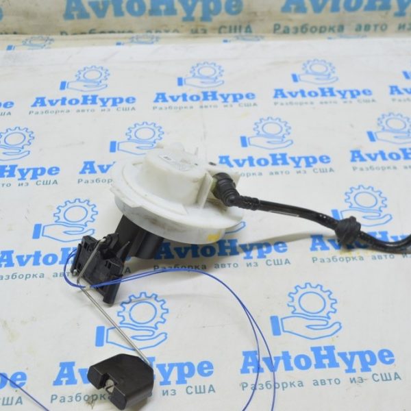 Датчик уровня топлива Porsche Panamera 10-16 3.0d 97062042100