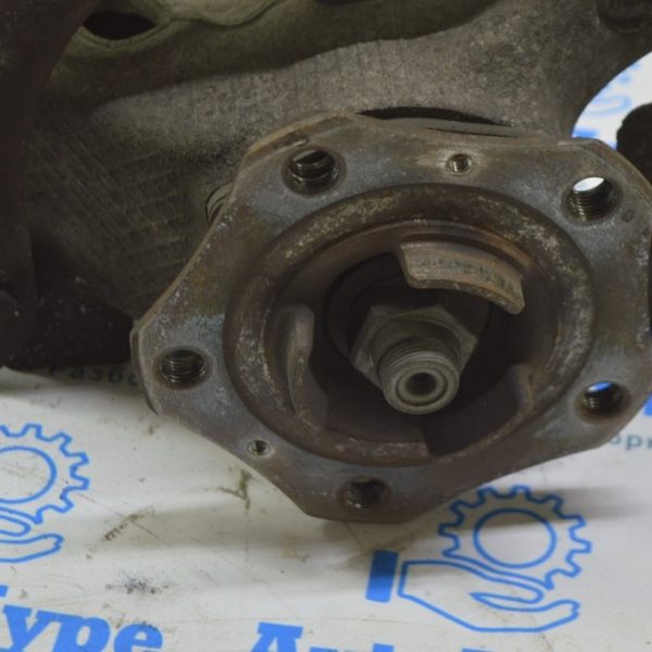 Ступица перед лев Porsche Panamera 10-16 RWD (01) 97033160502