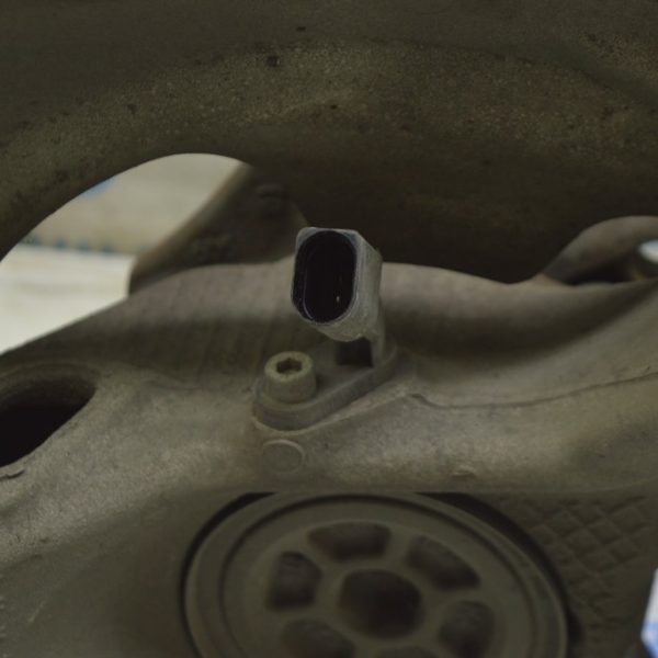 Датчик ABS перед прав Porsche Panamera 10-16 97060640701