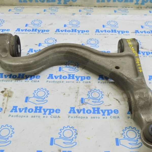 Рычаг нижний перед прав Porsche Panamera 14-16 RWD (01) 97034105424