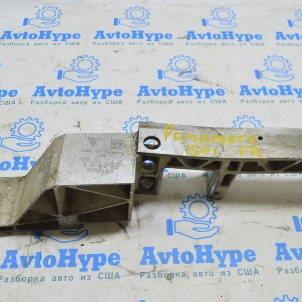 Кронштейн переднего стабилизатора правый Porsche Panamera 14-16 97034111420