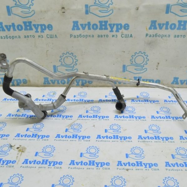 Патрубок охлаждения Porsche Panamera 10-16 металл 3.0d 97010644531