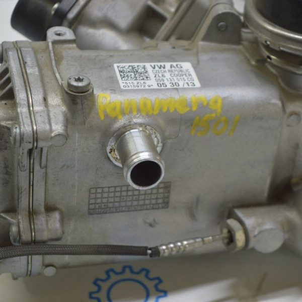 Датчик температурны на радиаторе охлаждения ЕГР Porsche Panamera 10-16 3.0d 95860668820