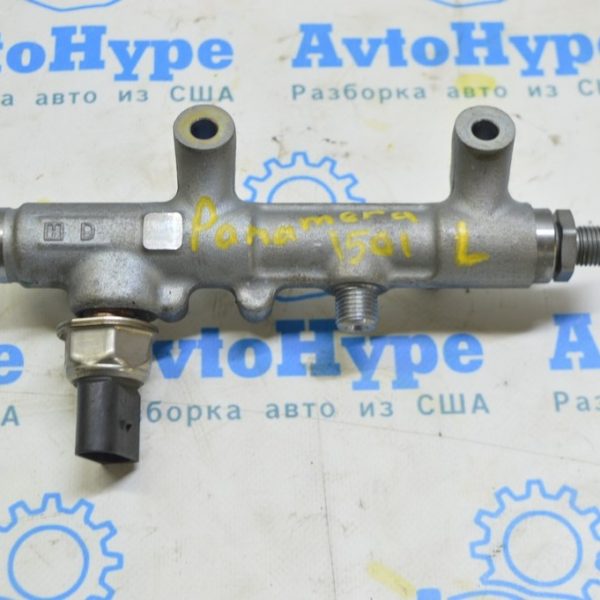 Топливная рейка левая Porsche Panamera 10-16 3.0d с датчиком 059130089BT 95811011530