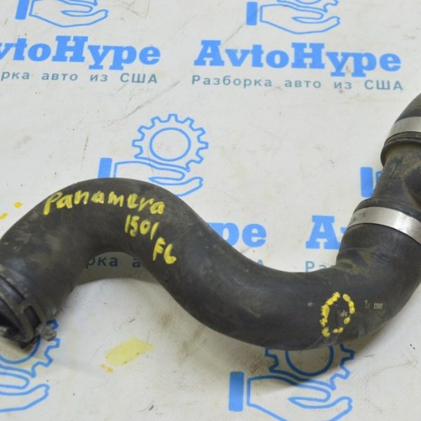 Патрубок охлаждения левый Porsche Panamera 10-16 3.0d с датчиком (01) надрыв 97010640230