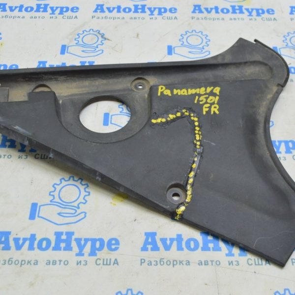 Накладка подкапотная задняя правая Porsche Panamera 14-16 (01) деланная 970-504-534-00-1E0