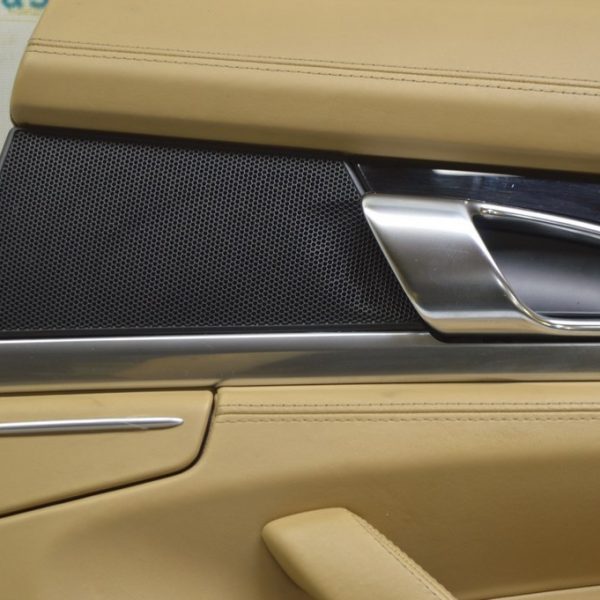 Пепельница карточки зад прав Porsche Panamera 10-16 беж 970555462008ED