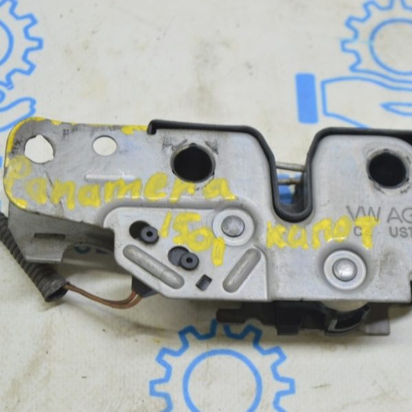 Замок капота Porsche Panamera 10-16 (01) примят 1K1823509E