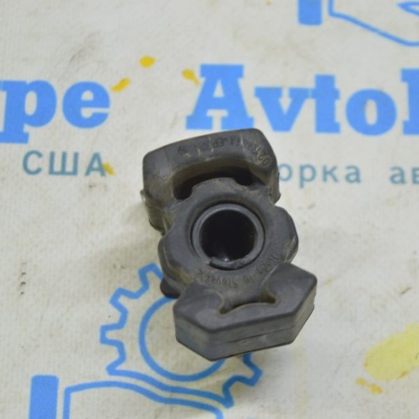 Кронштейн радиатора нижний левый Porsche Panamera 10-16 резина 958121275