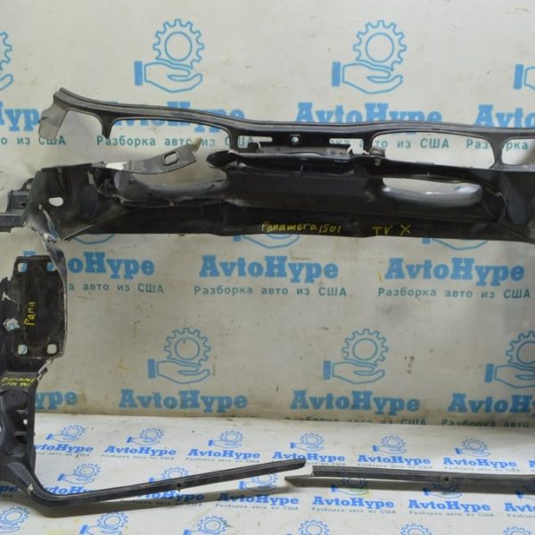 Телевизор панель радиатора Porsche Panamera 10-16 (01) порван, замят 97050448101