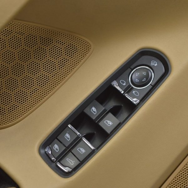 Управление стеклоподъемником перед лев Porsche Panamera 10-16 нет два хрома 7PP959858RDML