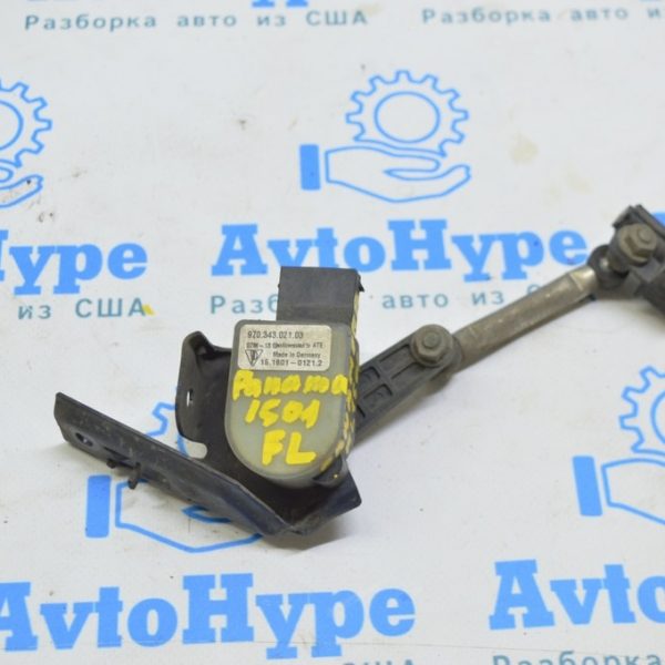 Датчик наклона кузова передний левый Porsche Panamera 10-16 с тяжкой (01) 97034302103