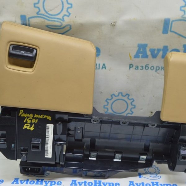 Накладка колени водителя Porsche Panamera 10-16 кожа беж 970552201038ED