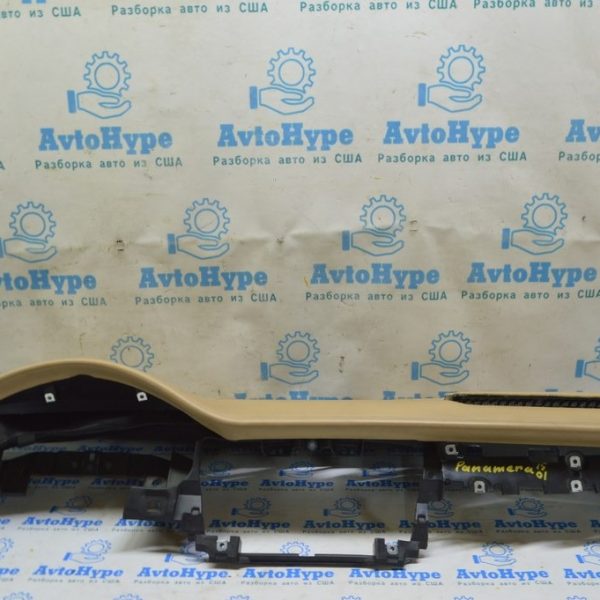 Торпедо передняя панель голая Porsche Panamera 10-16 беж (01) стрельнувшая 970552101078ED