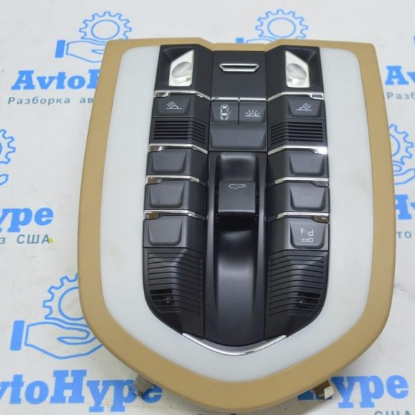 Плафон освещения перед Porsche Panamera 10-16 под люк, беж, отключение парктрон 7PP-868-404-QJ