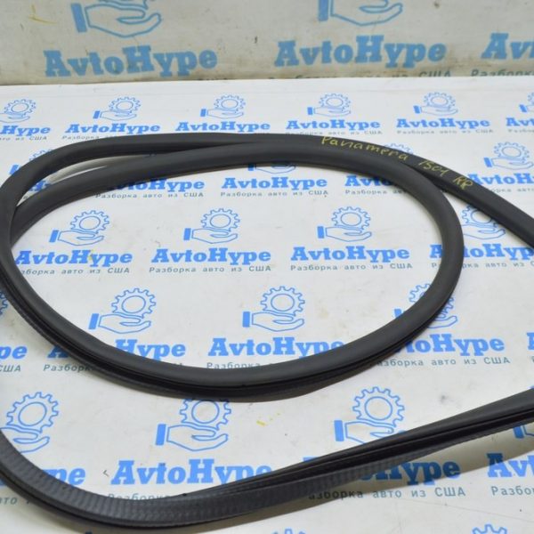 Уплотнитель дверного проема зад прав Porsche Panamera 10-16 97053626603