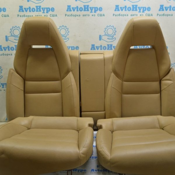 Задний ряд сидений (2 ряд) левое Porsche Panamera 10-16 кожа беж (01) надрыв подлоктоника 97052290106DAC