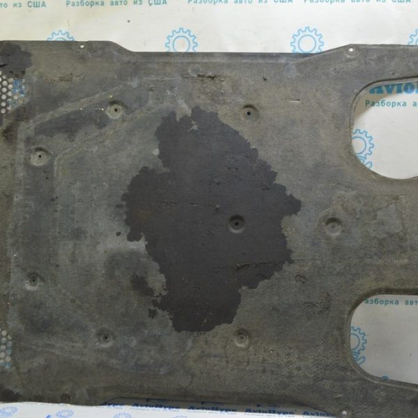 Защита двигателя Porsche Panamera 10-16 (01) отсутствует часть 97050411706