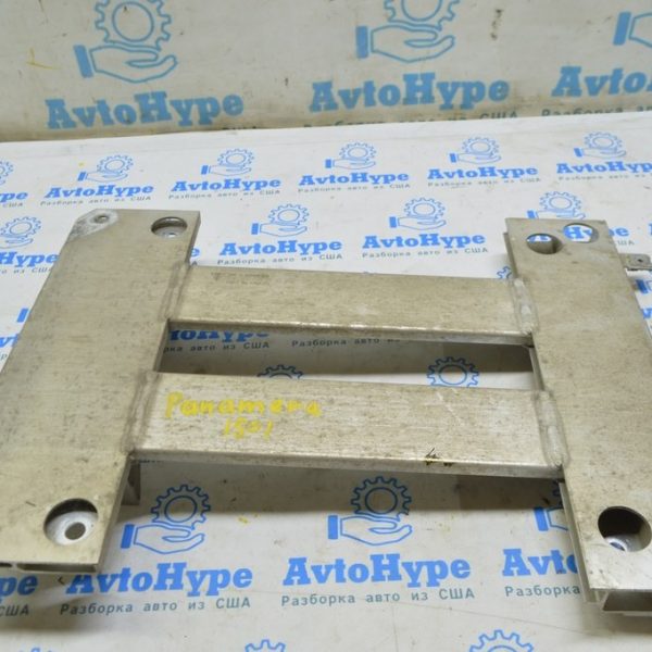 Распорка центрального тоннеля Porsche Panamera 10-16 97050462301