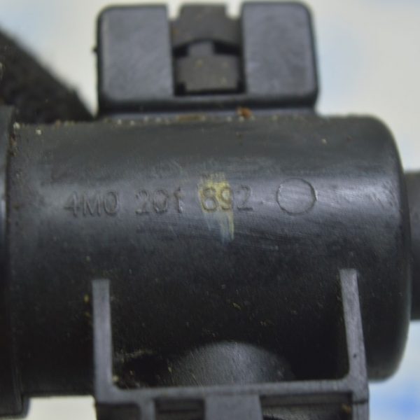 Клапан вентиляции топливного бака Audi Q7 4M 15- 2.0T 4m0201892