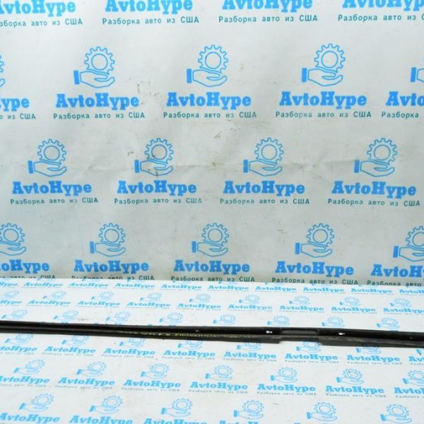 Уплотнитель дверей на пороге лев Infiniti QX50 19- 80839-5NA0A