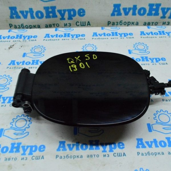 Лючок бензобака без замка Infiniti QX50 19-в сборе (01) черн цвет 788325NA0H