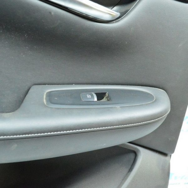 Управление стеклоподъемником зад лев Infiniti QX50 19- 25431-5NA0A