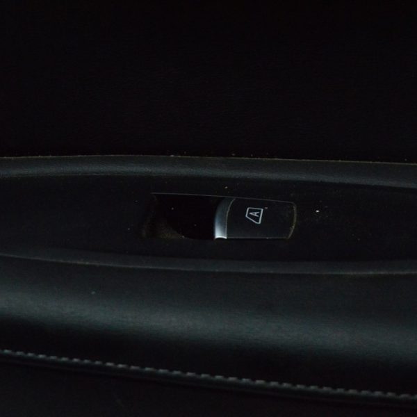 Управление стеклоподъемником зад прав Infiniti QX50 19- 25421-5NA0A