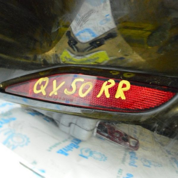Отражатель зад прав Infiniti QX50 19- (01) скол небольшой,европа 265605NA0A