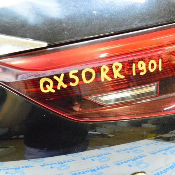 Фонарь внутренний (крышка багажника) правый Infiniti QX50 19- (01) 265505NA1A