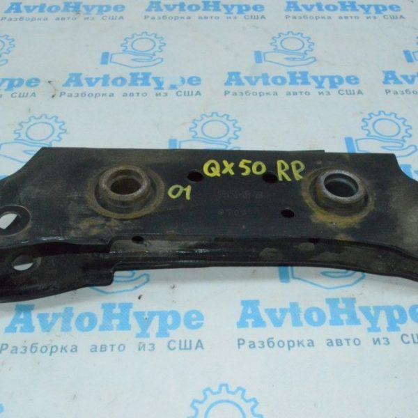 Рычаг поперечный зад прав Infiniti QX50 19- (01) 551A05NA0A