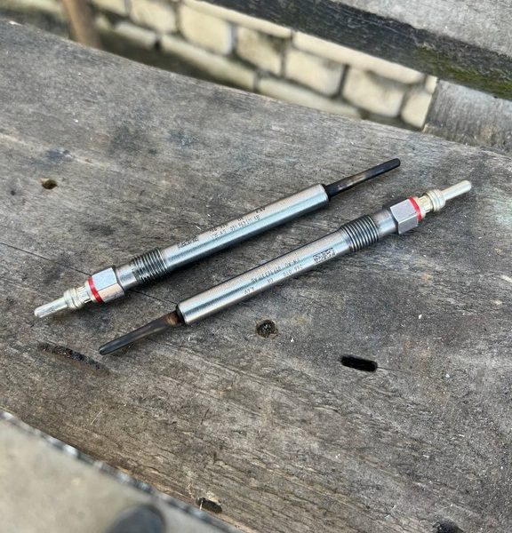 Свеча накаливания VW Touareg 18- 3.0d пробег 7тыс км 059963319AB