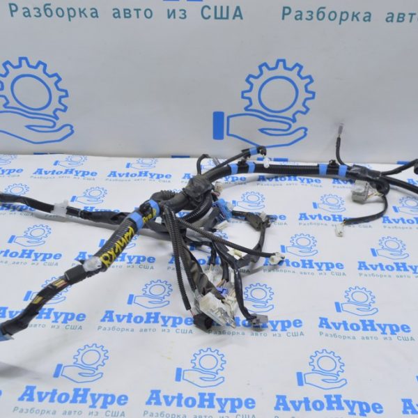 Проводка двери багажника Lexus RX350 RX450h 10-15 82184-0E080 82184-48660