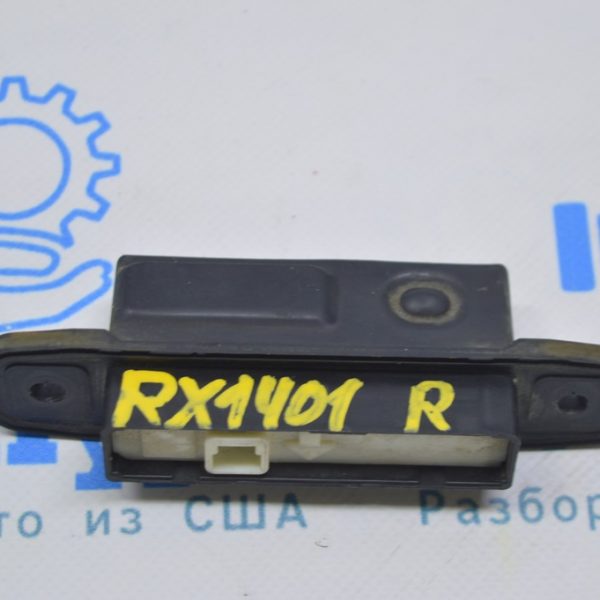 Кнопка открытия багажника наружняя Lexus RX350 RX450h 10-15 keyless 84840-0T020