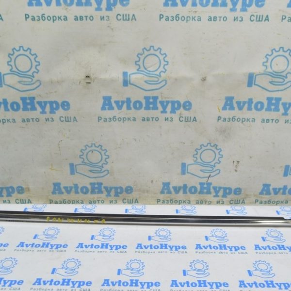 Молдинг дверь-стекло центральный передний правый Hyundai Sonata 11-15 хром 822203S000