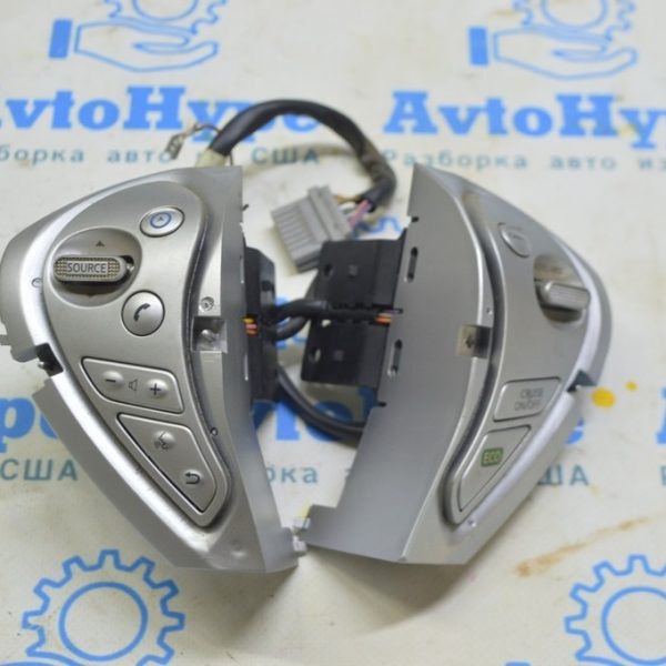 Кнопки управления (на подушке) Nissan Leaf 13-17 25550-3NA0A