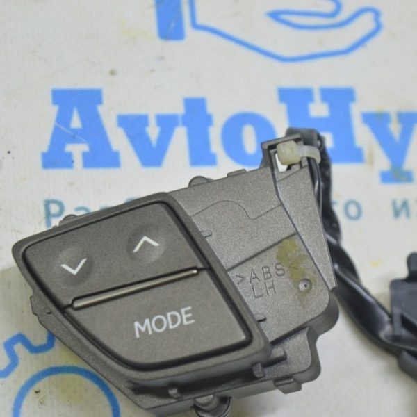 Кнопки управления (на руле) Lexus LS460 LS600h 07-12 84240-50050