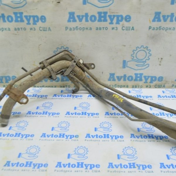 Заливная горловина топливного бака Toyota Camry v50 12-14 usaeuro (01) 77210-06162