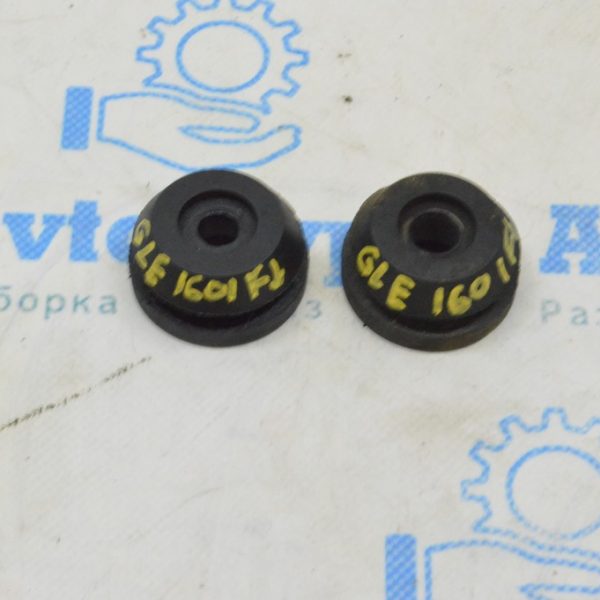 Опора радиатора нижняя Mercedes GLE-class C292 12-19 A1635010181